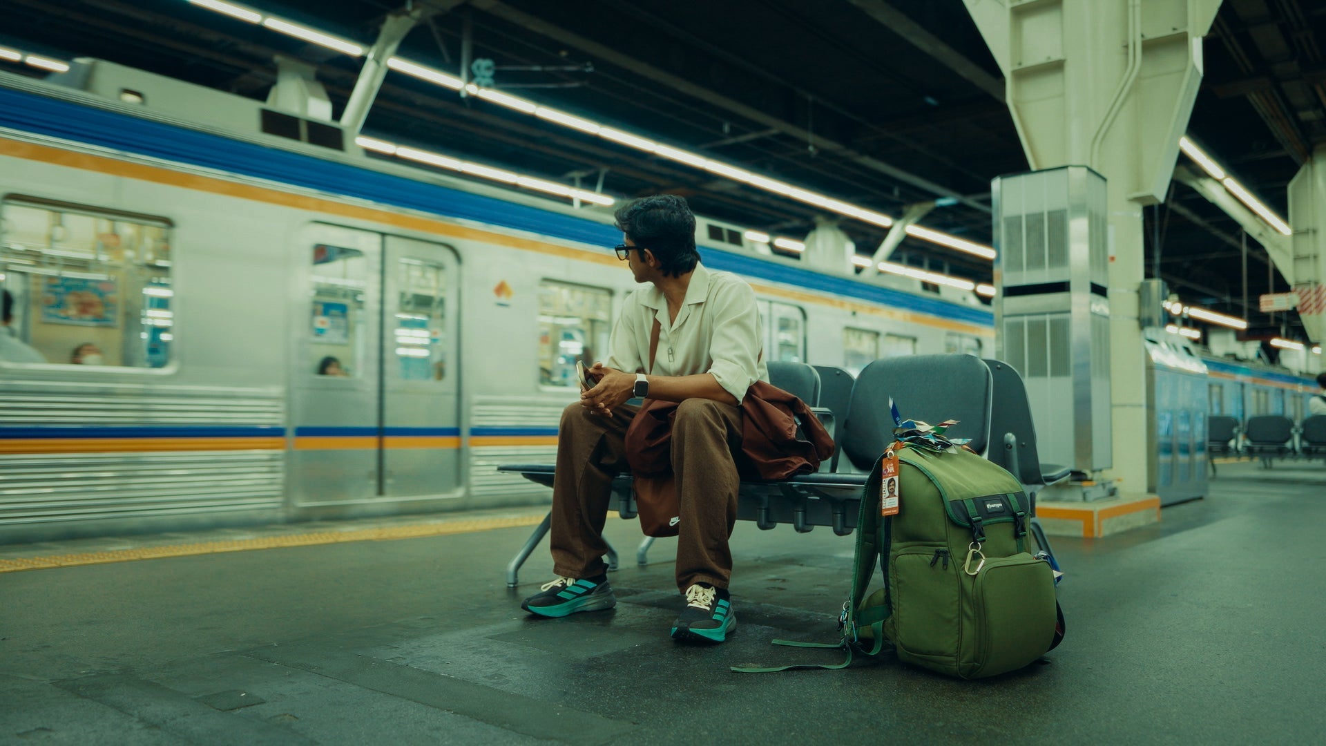 How to Travel Solo for 30 Days and Return with 6 Months of Content