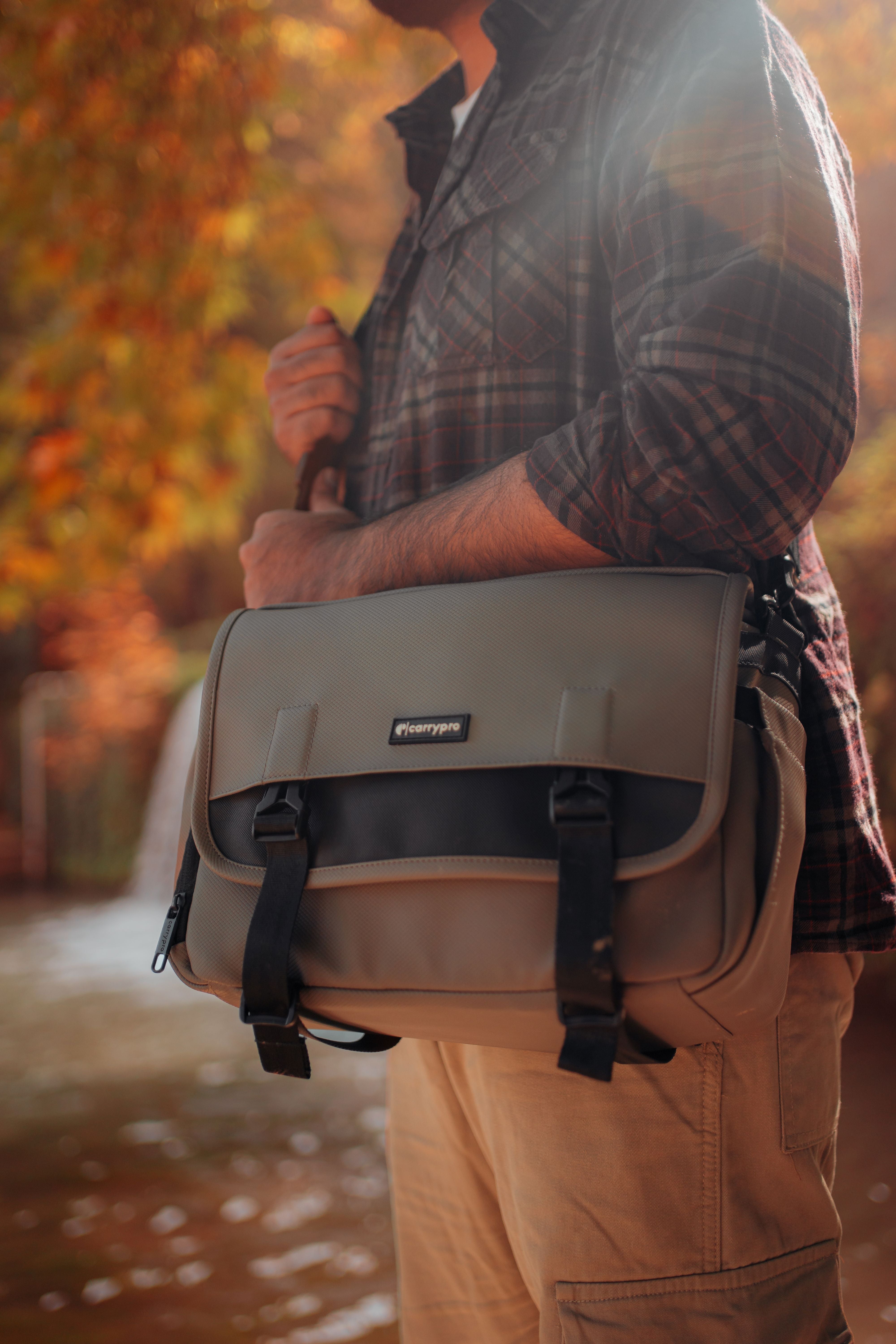 Sling Bag for Tablet Users 2026: iPad, Surface, and Galaxy Tab Compatibility Tested